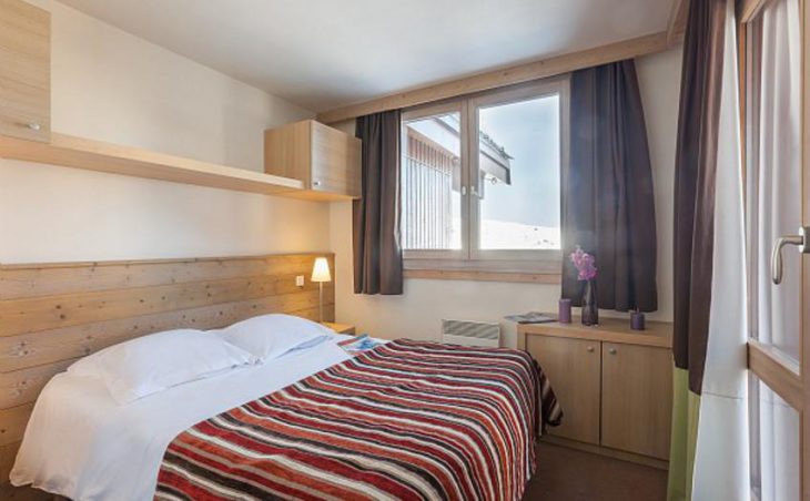 Les Gemeaux, La Plagne, Double Bedroom 3